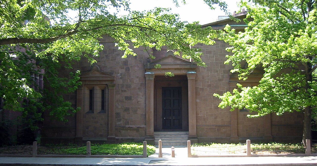 The stone facade of the Skull and Bones building at Yale, photographed in 2006.